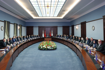 AK Parti'de MYK toplandı!