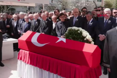 Hüsamettin Cindoruk son yolculuğuna uğurlandı