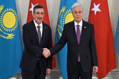 Cumhurbaşkanı Yardımcısı Yılmaz, Kazakistan Cumhurbaşkanı Tokayev ile bir araya geldi