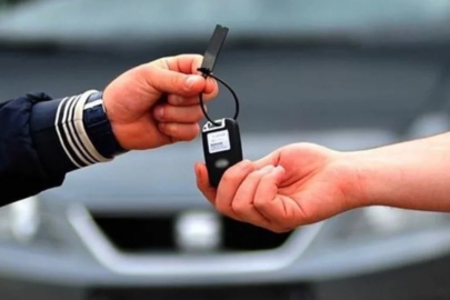 Yüksek faiz, gayrimenkul ile otomotiv piyasasında takası öne çıkardı