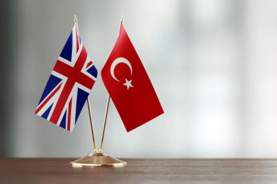 Türkiye ile İngiltere arasında stratejik ortaklık çerçeve belgesi imzalandı