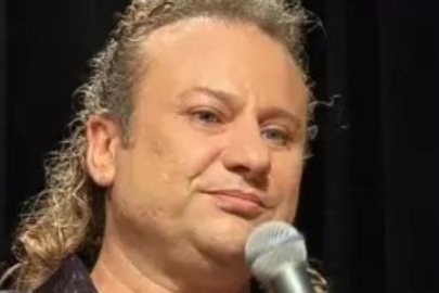 Et yiyen bakteriyle savaşıyor! Onur Akay entübe edildi