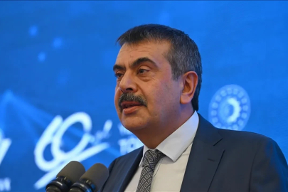 Okullarda yeni güvenlik önlemlerinde yapay zeka devri! Bakan Yusuf Tekin madde madde açıkladı