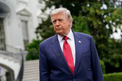 Donald Trump’tan İran çıkışı: 47 yıldır bizimle oyun oynuyor