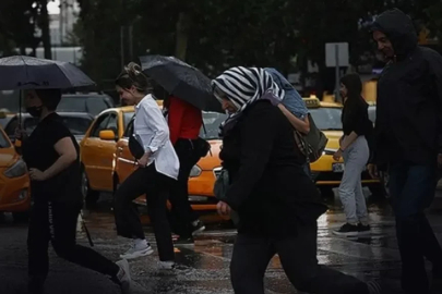 Meteoroloji'den 13 il için uyarı: Sağanak yağış etkili olacak, yıldırım düşmesine dikkat!