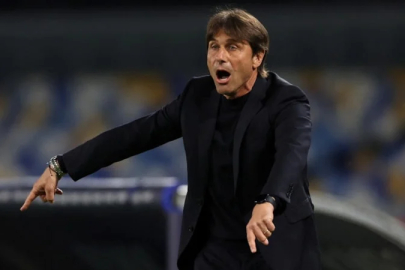 İsmi Fenerbahçe'yle anılıyordu! Antonio Conte, Napoli'den ayrıldı