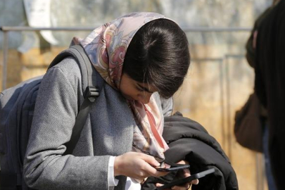 Pezeşkiyan onayladı! İran'da internet kısıtlamaları kaldırıldı