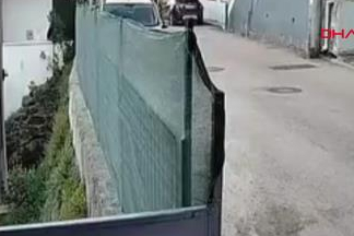 Kocaeli'de cezaevinden izinli çıkan koca, eşi ile evde bulunan kadını bıçakladı