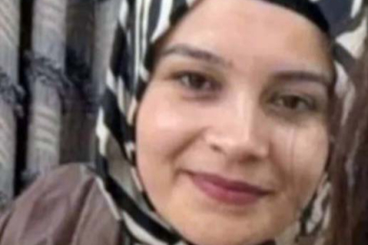 İki otomobilin çarpıştığı kazada ölen anne ile 3 çocuğu toprağa verildi