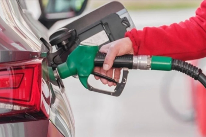 Benzin ve motorine indirim geldi
