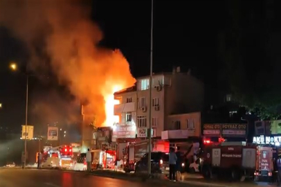 Bursa'da 2 katlı binada yangın