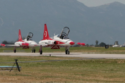 Gençlik ve Havacılık Festivali'nin prova uçuşları yapıldı