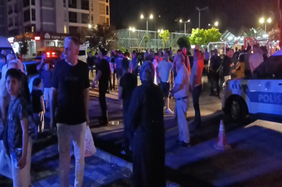 Bursa'da ailelerin de dahil olduğu bıçaklı kavgada 1'i ağır 3 kişi yaralandı