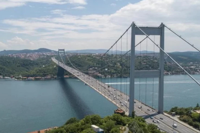 İstanbul Boğazı'nda gemi trafiği çift yönlü askıya alındı