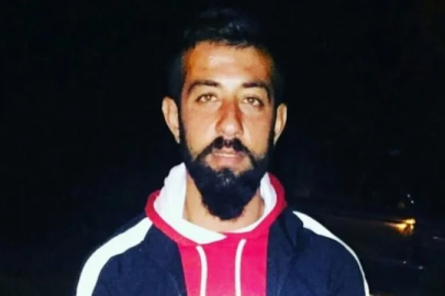 Mersin'de kamyonete çarpan motosikletin alkollü sürücüsü öldü