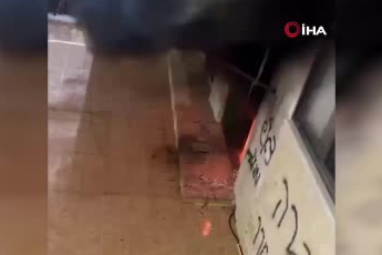 Batı Şeria'da Yahudiler, camileri ateşe verdi