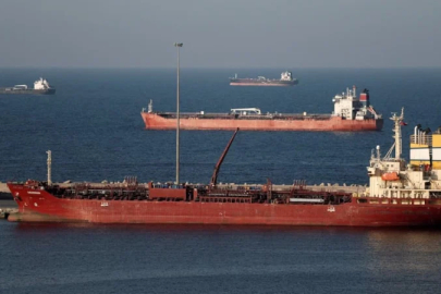 Petrol tankerleri Hürmüz'e akın etmeye başladı