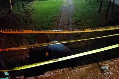 Bursa'da otomobil dere yatağına uçtu: 1 yaralı