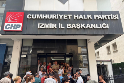CHP İzmir İl Başkanlığı'nda gerginlik