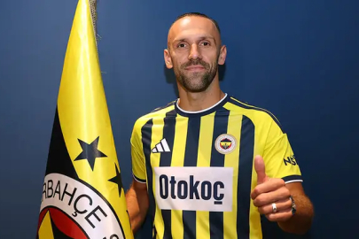 Fenerbahçe transferi duyurdu! Vedat Muriqi ile 3 yıllık anlaşma