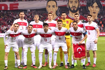 A Milli Futbol Takımı'nın Dünya Kupası'na erken vedası alay konusu oldu