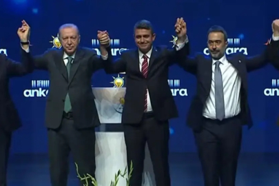 CHP'den istifa edip aynı gün AK Parti'ye katıldı: Levent Koç'a rozetini Erdoğan taktı