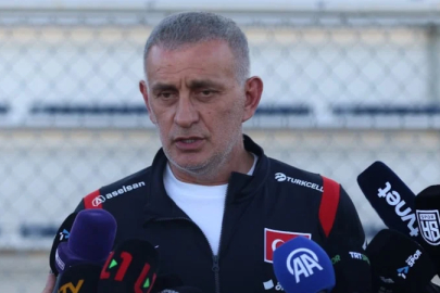 İbrahim Hacıosmanoğlu: Futbolcuların üzerinde ahlaksız eleştirilerin vermiş olduğu rahatsızlık vardı