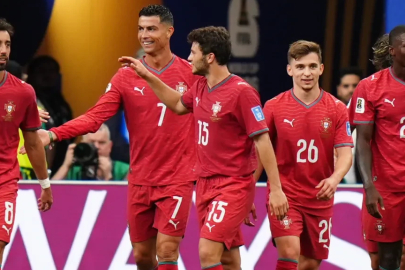 Portekiz, Özbekistan'a gol oldu yağdı! Ronaldo golleriyle yıldızlaştı