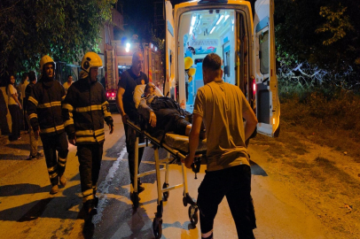 Adana'da evde çıkan yangında 1 kişi dumandan etkilendi