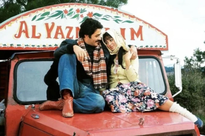 Türkan Şoray'dan Kadir İnanır'a duygusal veda: Al Yazmalı'nın kalbinde hep var olacaksın