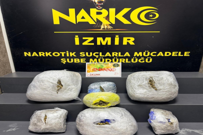 İzmir'de 15 kilo skunk ele geçirildi: 3 tutuklama
