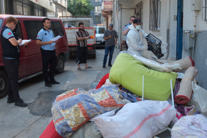 Bursa Yıldırım’da Çöp Ev Temizlendi