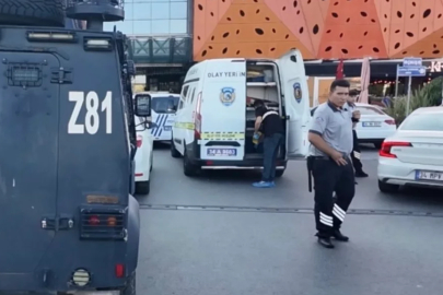 İstanbul'un göbeğinde AVM'ye silahlı saldırı! Yaralılar var...