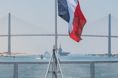 Macron: Charles de Gaulle gemisi Fransa'daki limanına dönüyor
