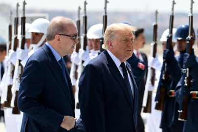 ABD Başkanı Trump Ankara'da: Cumhurbaşkanı Erdoğan karşıladı