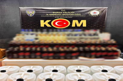 Bursa'da 370 şişe sahte içki ile 600 litre etil alkol ele geçirildi