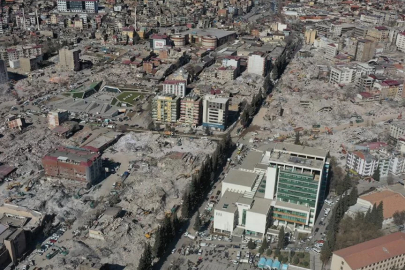 Kahramanmaraş'ta 115 kişiye mezar olan Penta Park Sitesi davasında karar...