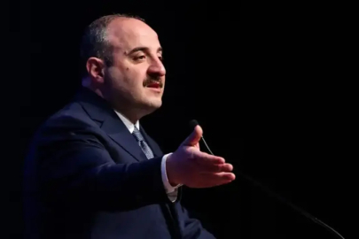 Mustafa Varank'tan Hüseyin Çelik'e tepki