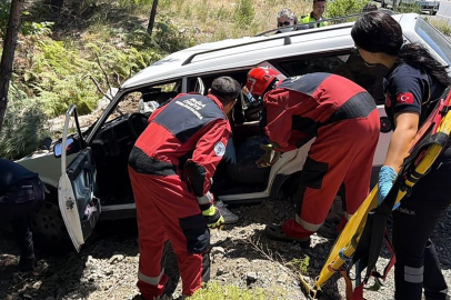 Muğla-Denizli karayolunda kaza: 2 yaralı