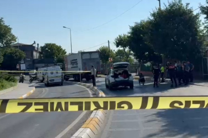 İstanbul Küçükçekmece'de yolun karşısına geçerken kamyonun çarptığı kadın hayatını kaybetti