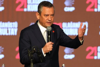 Özgür Özel'in yeni partisi yolda: CHP'de son grup toplantısına katılacak
