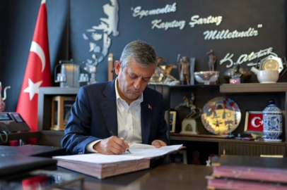 Özgür Özel'in 'Yeni Parti'si için dilekçe bakanlığa gidiyor