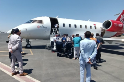 Mısır’da trafik kazası geçiren 3 Türk hava ambulansıyla Türkiye’ye getirildi