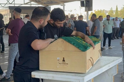 Bursa'da havuzda hayatını kaybeden minik Kadir, Gaziantep’te son yolculuğuna uğurlandı