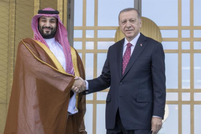 Cumhurbaşkanı Erdoğan Suudi Arabistan Veliaht Prensi Selman ile görüştü
