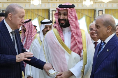 Tarihi Mekke Anlaşması dünya basınında geniş yankı uyandırdı