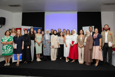 Büyükşehir'den genç kadınlara dijital ticaret desteği