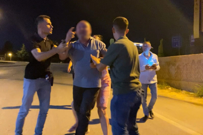 Alkollü sürücü gazeteciye mermer taşı fırlattı