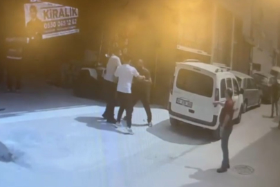 Mahalle savaş alanına döndü: Akraba kavgasında 1 kişi bıçaklandı, 6 kişi yaralandı