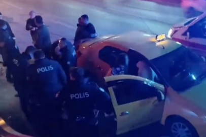 Polisi böyle hedef alıp ateş etti silahı tutukluk yapınca hayatından oldu